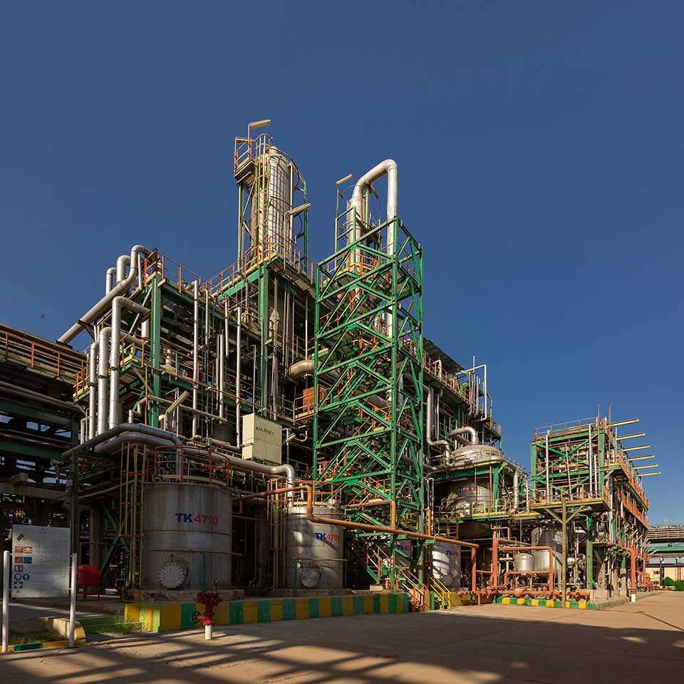 راهبردهای توسعه صنعت پتروشیمی ایران در چارچوب برنامه هفتم توسعه