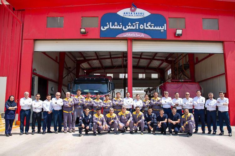 مدیرعامل در دیدار نوروزی، همزمان با روز جمهوری اسلامی: برای شکوفایی آریاساسول در سال «سرمایهگذاری برای تولید» باید تلاش کنیم