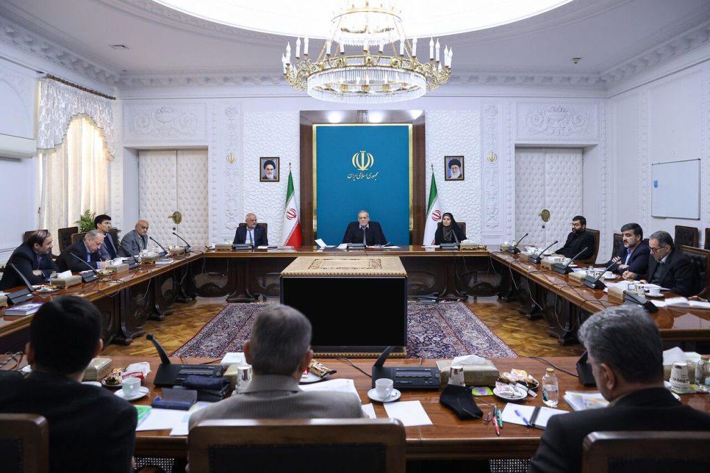 تاکید رئیسجمهور بر مبارزه با قاچاق سوخت از سرمنشأهای اصلی